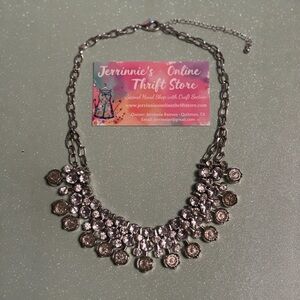 Vintage Elegant Silver Necklace